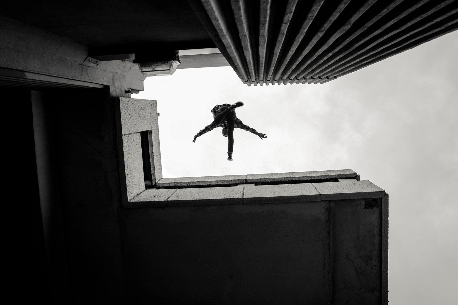 Falling From a Building Dream Meaning